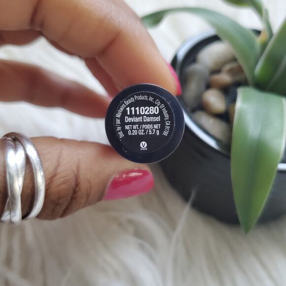 Wet n Wild Megalast Liquid Catsuit Matte Lipstick Deviant Damsel - Picture 7 of 7